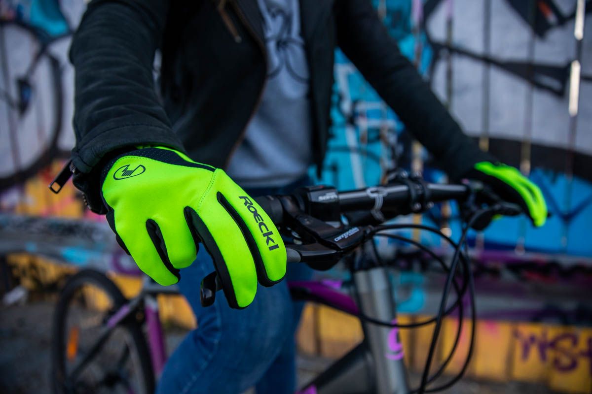 Fluo accessoires voor zichtbaarheid op de fiets