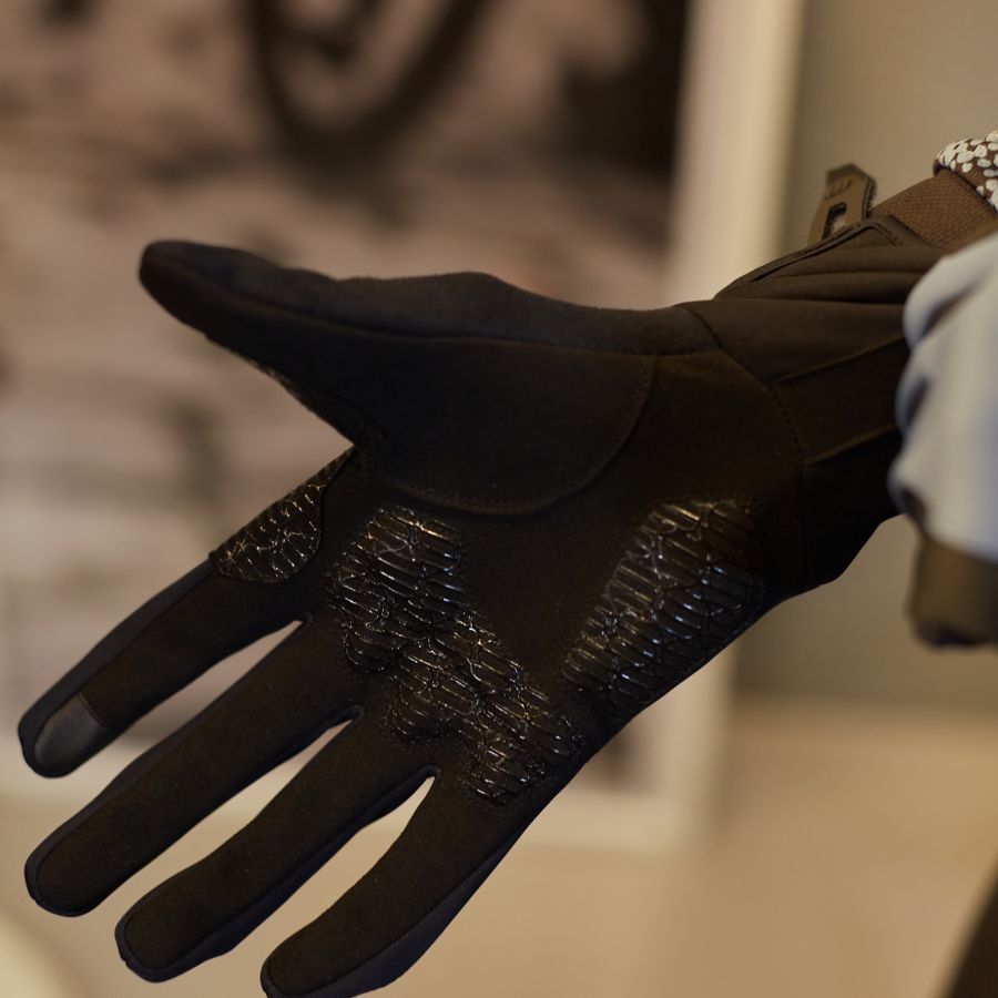 Impressie afbeelding 4 van WS ESSENTIAL 2 GLOVE Impressie afbeelding 4 van WS ESSENTIAL 2 GLOVE