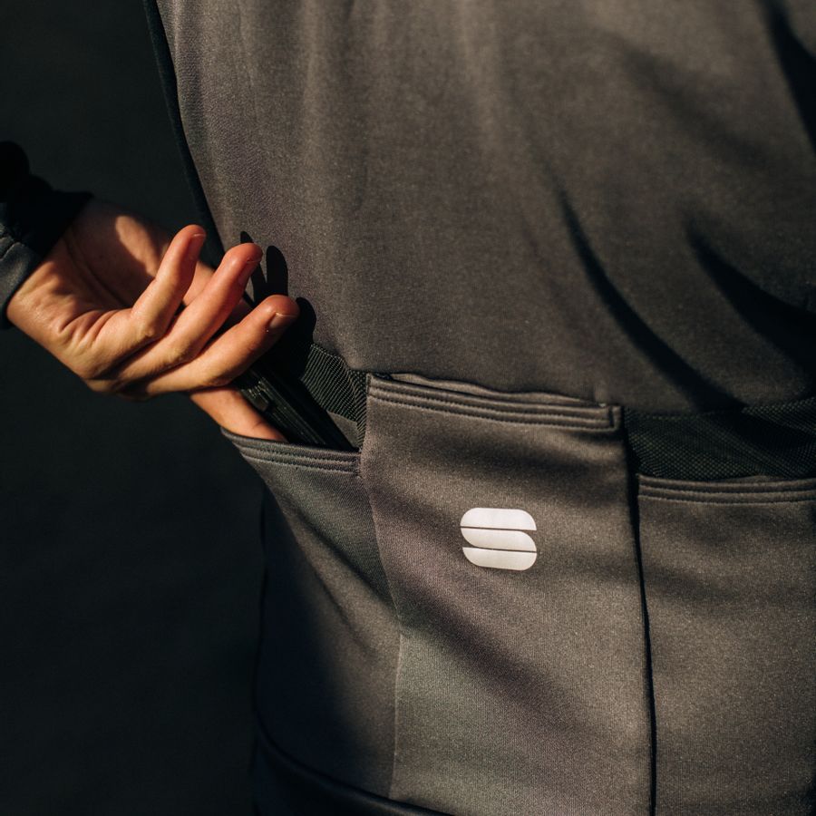Impressie afbeelding 3 van SUPERGIARA JACKET Impressie afbeelding 3 van SUPERGIARA JACKET
