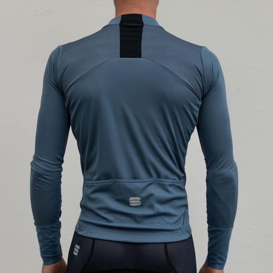 Impressie afbeelding 2 van STRIKE LONG SLEEVE JERSEY Impressie afbeelding 2 van STRIKE LONG SLEEVE JERSEY
