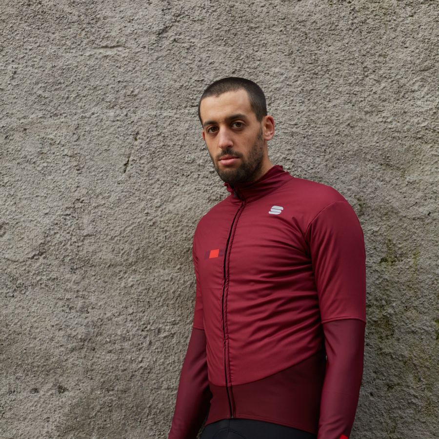Impressie afbeelding 1 van BODYFIT PRO JACKET Impressie afbeelding 1 van BODYFIT PRO JACKET