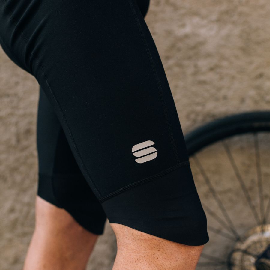 Impressie afbeelding 1 van BODYFIT PRO THERMAL BIBSHORT Impressie afbeelding 1 van BODYFIT PRO THERMAL BIBSHORT