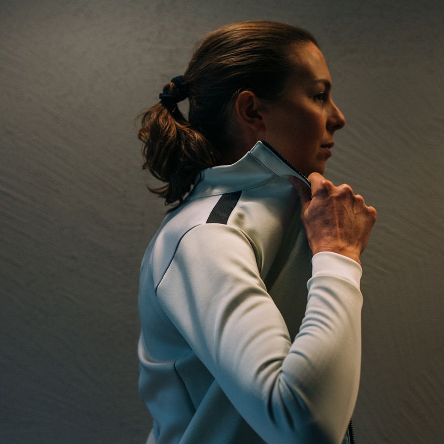Impressie afbeelding 3 van GIARA W THERMAL JERSEY Impressie afbeelding 3 van GIARA W THERMAL JERSEY