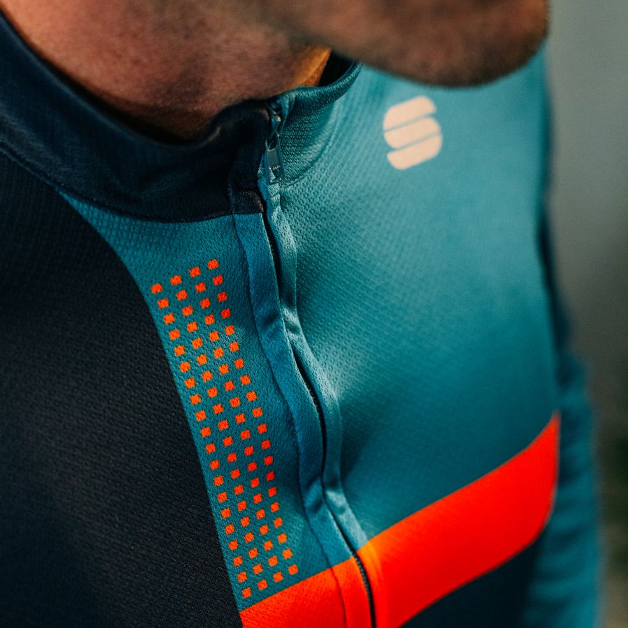 Impressie afbeelding 1 van BOLD THERMAL JERSEY Impressie afbeelding 1 van BOLD THERMAL JERSEY