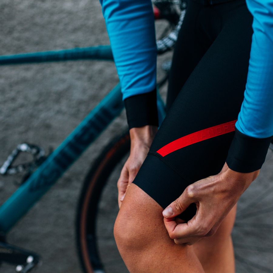 Impressie afbeelding 2 van FIANDRE NORAIN W BIBSHORT Impressie afbeelding 2 van FIANDRE NORAIN W BIBSHORT