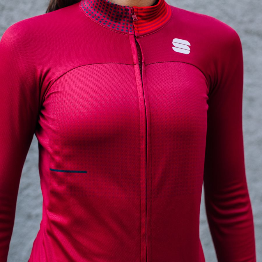 Impressie afbeelding 1 van STICKER W THERMAL JERSEY Impressie afbeelding 1 van STICKER W THERMAL JERSEY