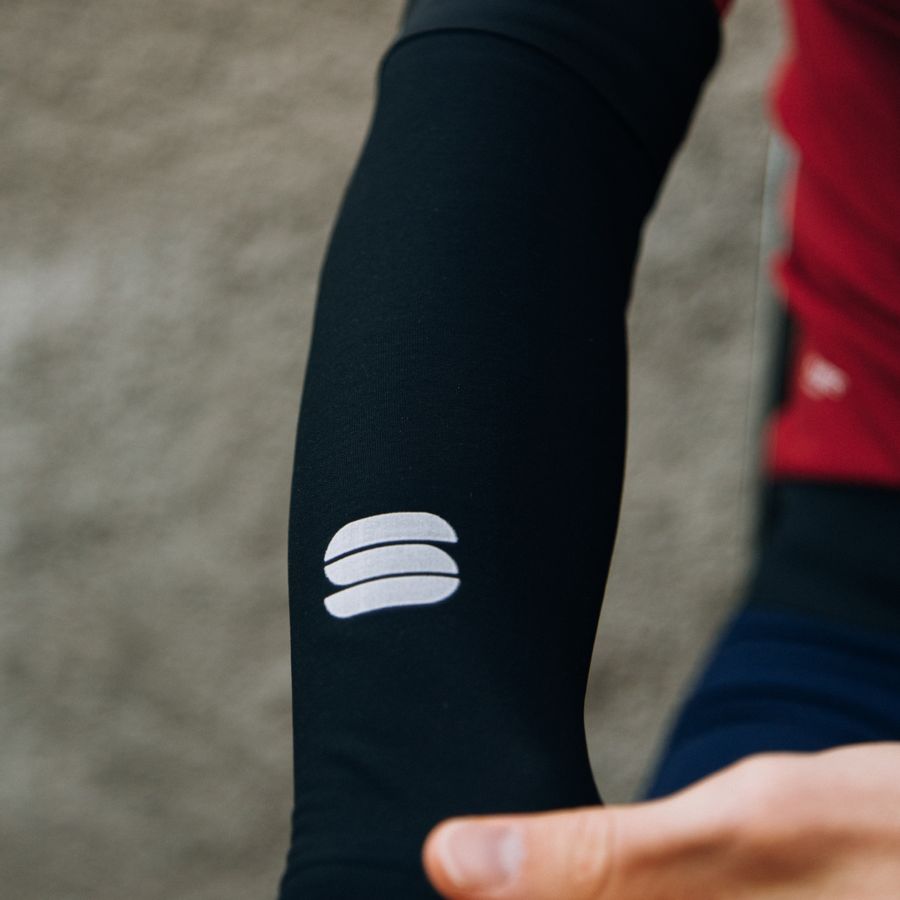 Impressie afbeelding 2 van NORAIN ARM WARMERS Impressie afbeelding 2 van NORAIN ARM WARMERS