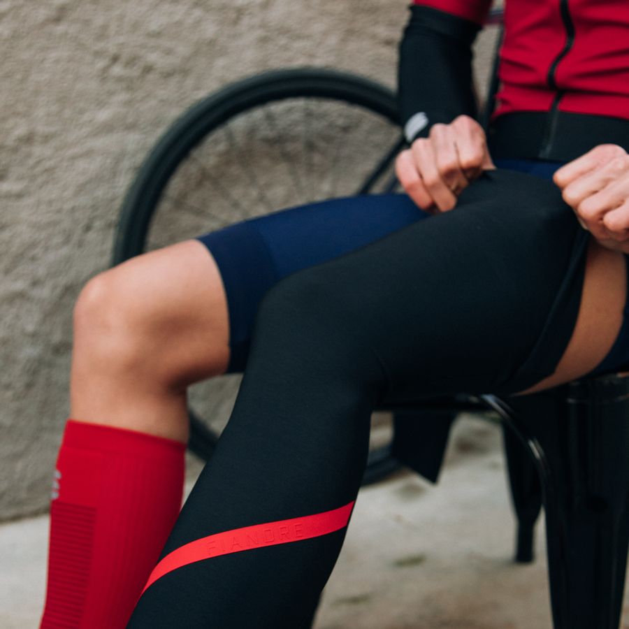 Impressie afbeelding 1 van NORAIN LEG WARMERS Impressie afbeelding 1 van NORAIN LEG WARMERS