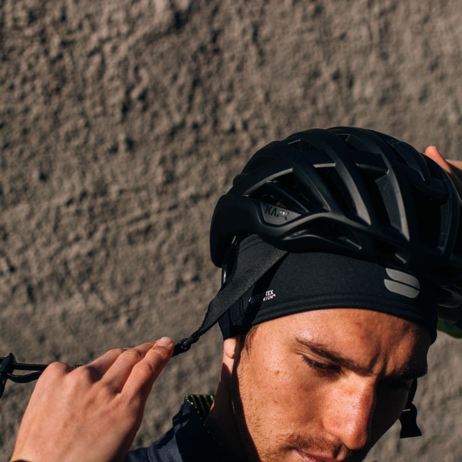 Impressie afbeelding 1 van AIR PROTECTION HEADBAND Impressie afbeelding 1 van AIR PROTECTION HEADBAND