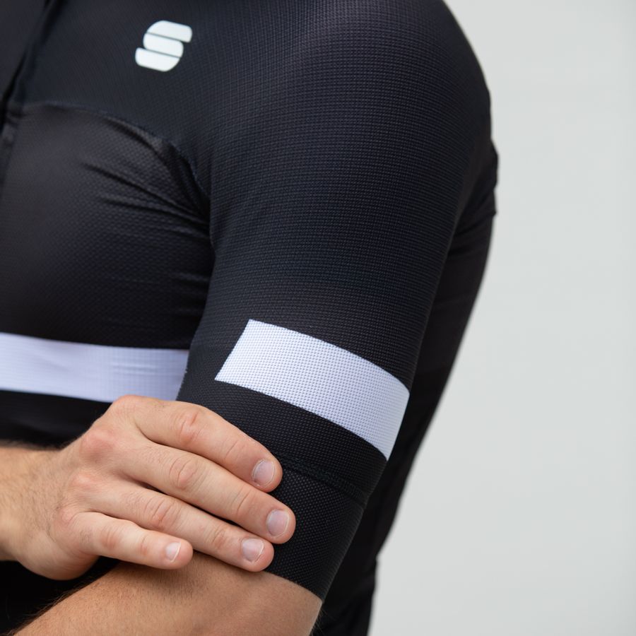 Impressie afbeelding 5 van EVO JERSEY Impressie afbeelding 5 van EVO JERSEY