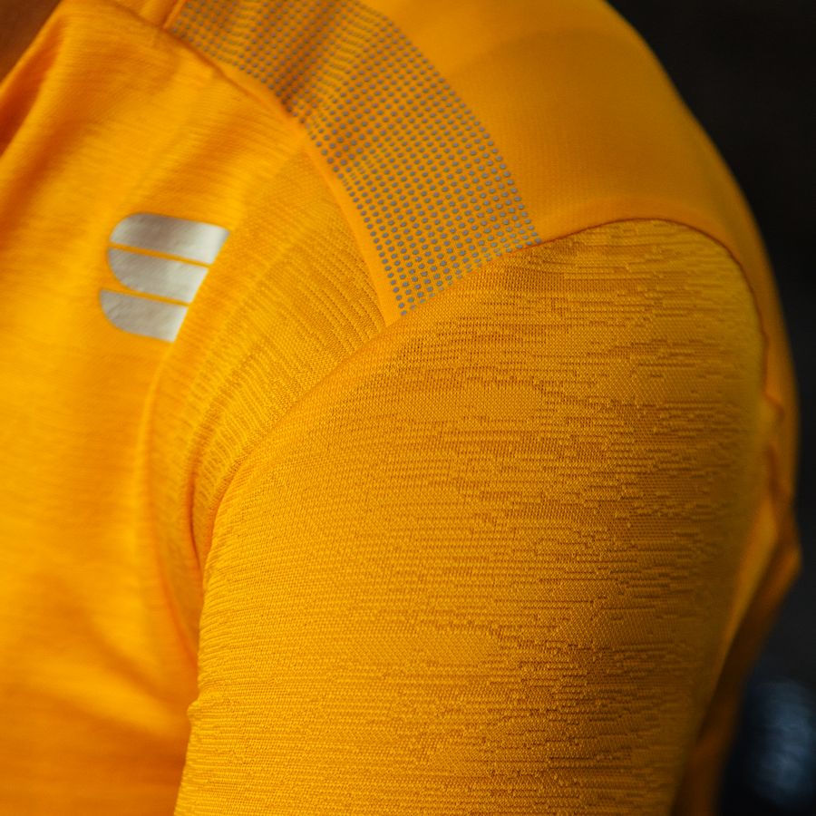 Impressie afbeelding 4 van SUPERGIARA W JERSEY Impressie afbeelding 4 van SUPERGIARA W JERSEY