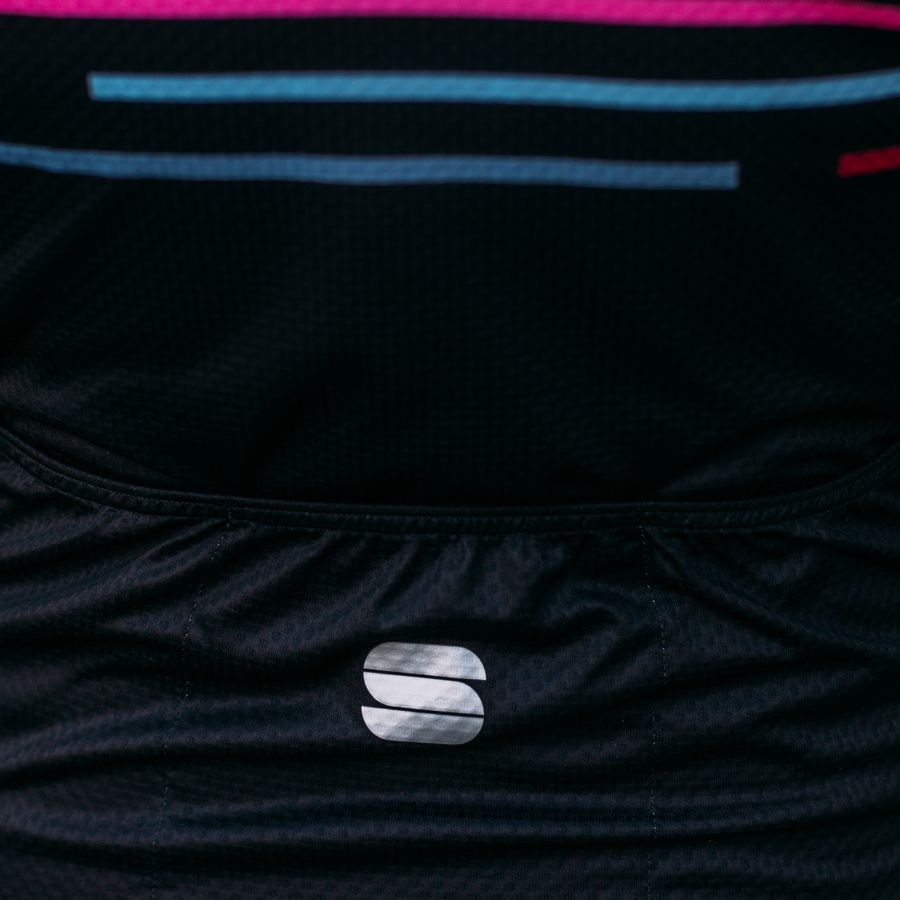 Impressie afbeelding 2 van VELODROME W SHORT SLEEVE JERSEY Impressie afbeelding 2 van VELODROME W SHORT SLEEVE JERSEY