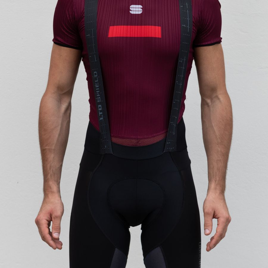 Impressie afbeelding 2 van LTD SHIELD BIBSHORT Impressie afbeelding 2 van LTD SHIELD BIBSHORT