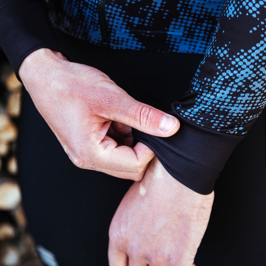 Impressie afbeelding 3 van ESCAPE SUPERGIARA THERMAL JERSEY Impressie afbeelding 3 van ESCAPE SUPERGIARA THERMAL JERSEY