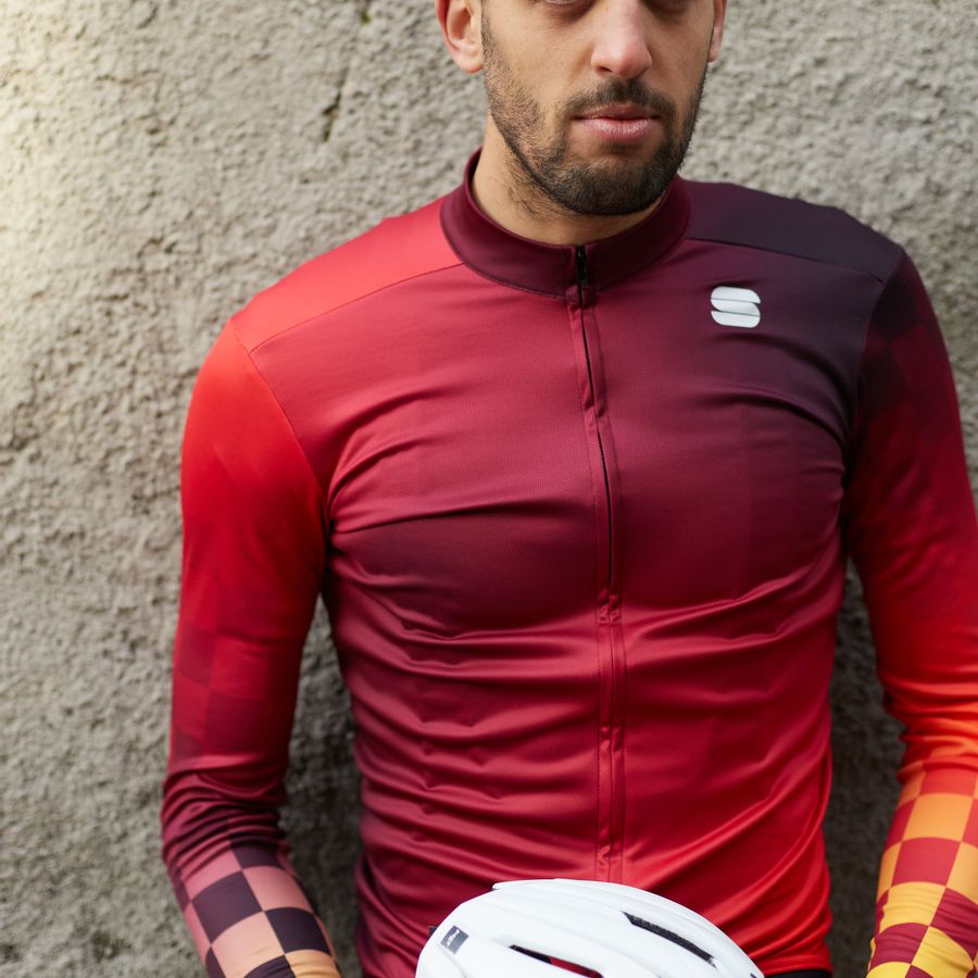 Impressie afbeelding 2 van ROCKET THERMAL JERSEY Impressie afbeelding 2 van ROCKET THERMAL JERSEY