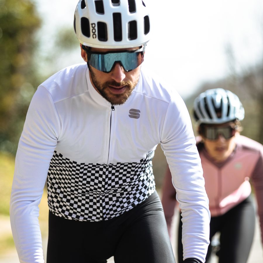 Impressie afbeelding 2 van CHECKMATE THERMAL JERSEY Impressie afbeelding 2 van CHECKMATE THERMAL JERSEY