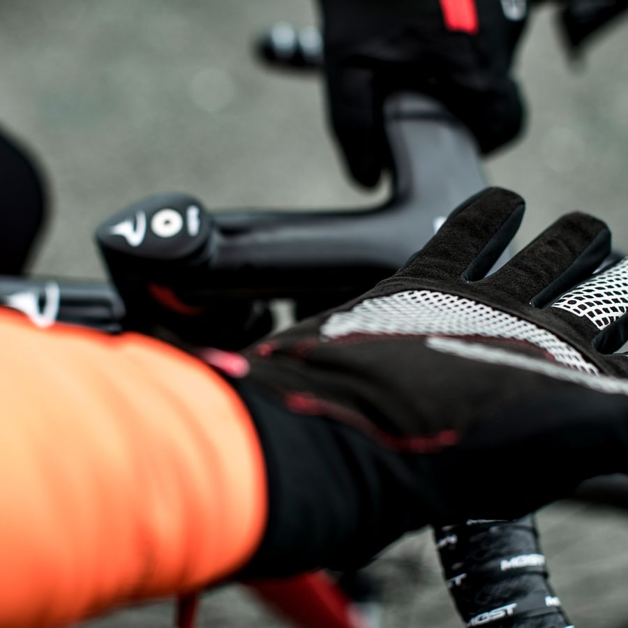 Impressie afbeelding 2 van SPETTACOLO RoS GLOVE Impressie afbeelding 2 van SPETTACOLO RoS GLOVE