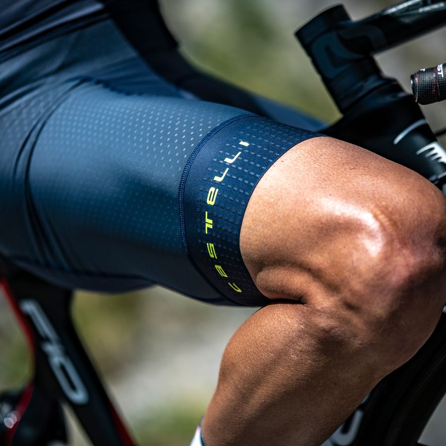 Impressie afbeelding 3 van FREE AERO RACE 4 BIBSHORT - KIT Impressie afbeelding 3 van FREE AERO RACE 4 BIBSHORT - KIT