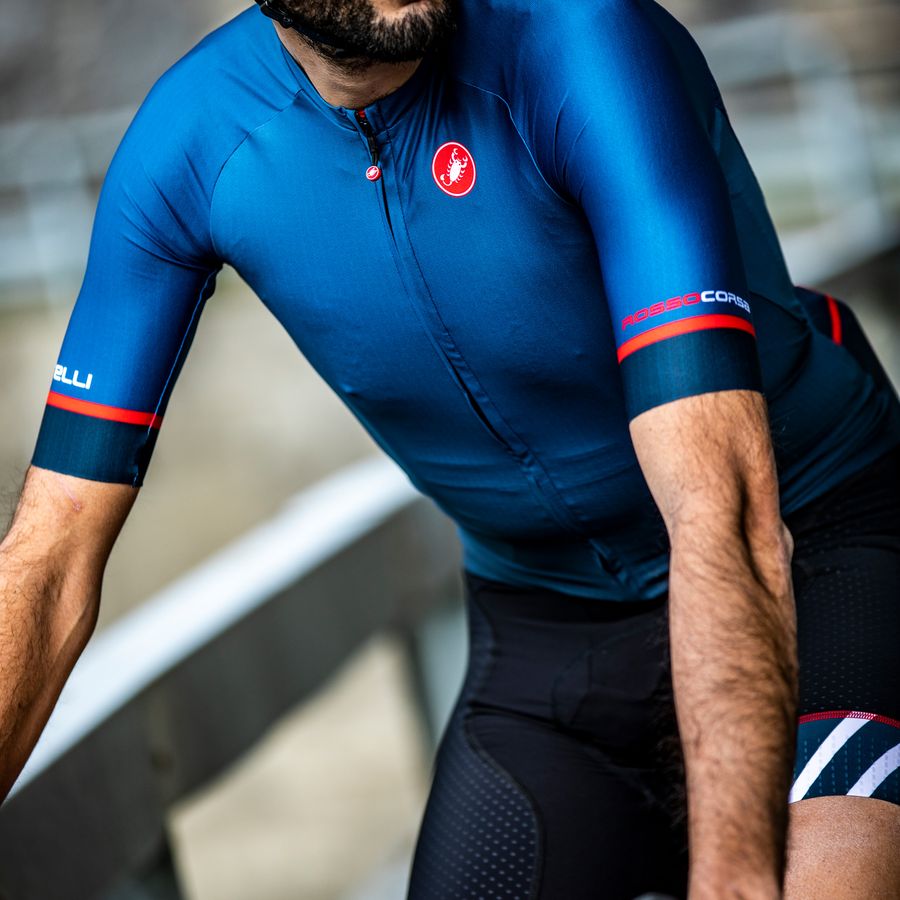 Impressie afbeelding 5 van AERO RACE 6.0 JERSEY Impressie afbeelding 5 van AERO RACE 6.0 JERSEY