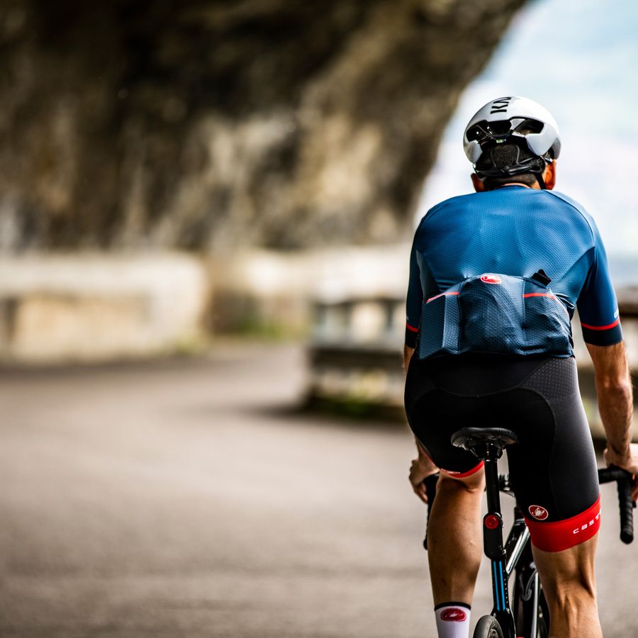 Impressie afbeelding 6 van AERO RACE 6.0 JERSEY Impressie afbeelding 6 van AERO RACE 6.0 JERSEY
