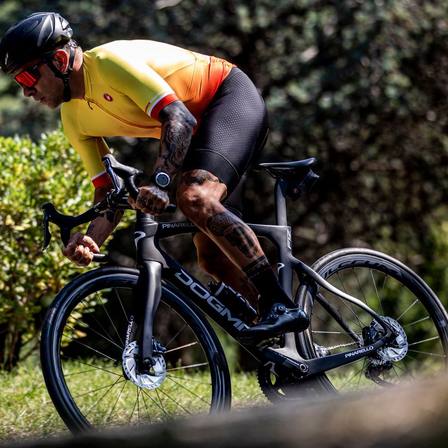 Impressie afbeelding 2 van AERO RACE 6.0 JERSEY Impressie afbeelding 2 van AERO RACE 6.0 JERSEY