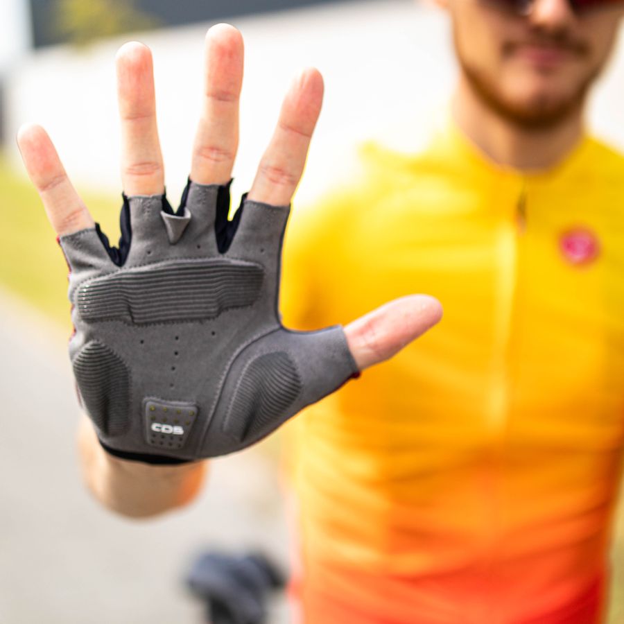 Impressie afbeelding 3 van COMPETIZIONE GLOVE Impressie afbeelding 3 van COMPETIZIONE GLOVE