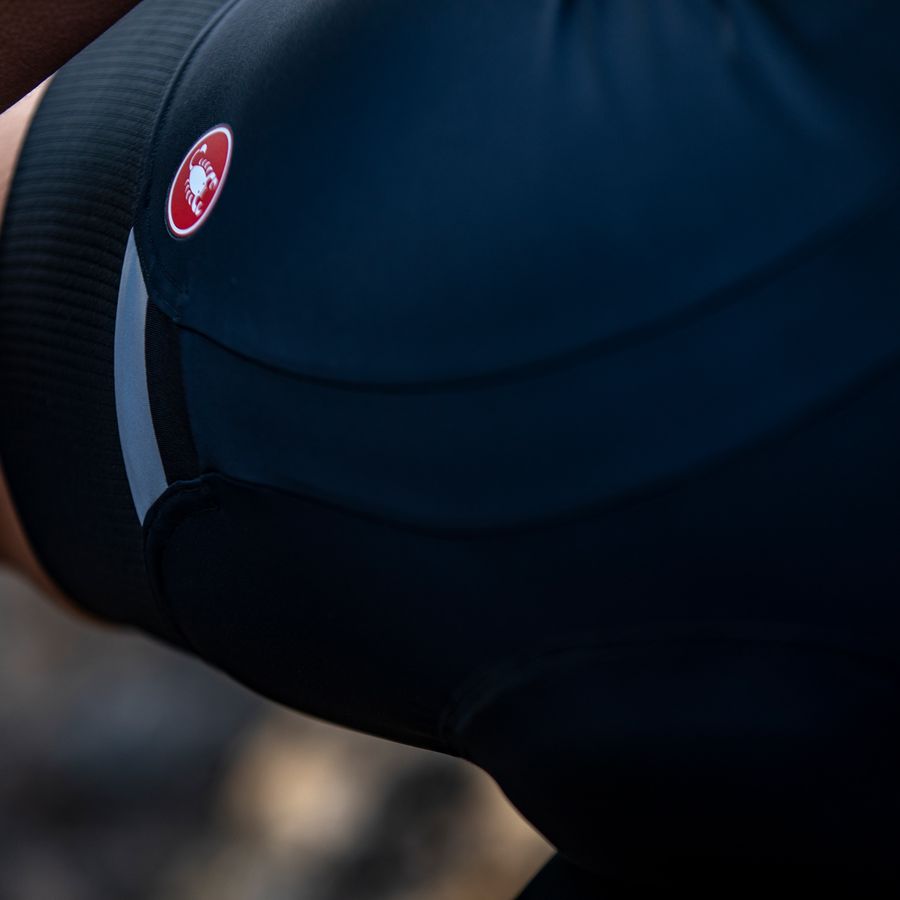 Impressie afbeelding 2 van PRIMA BIBSHORT Impressie afbeelding 2 van PRIMA BIBSHORT