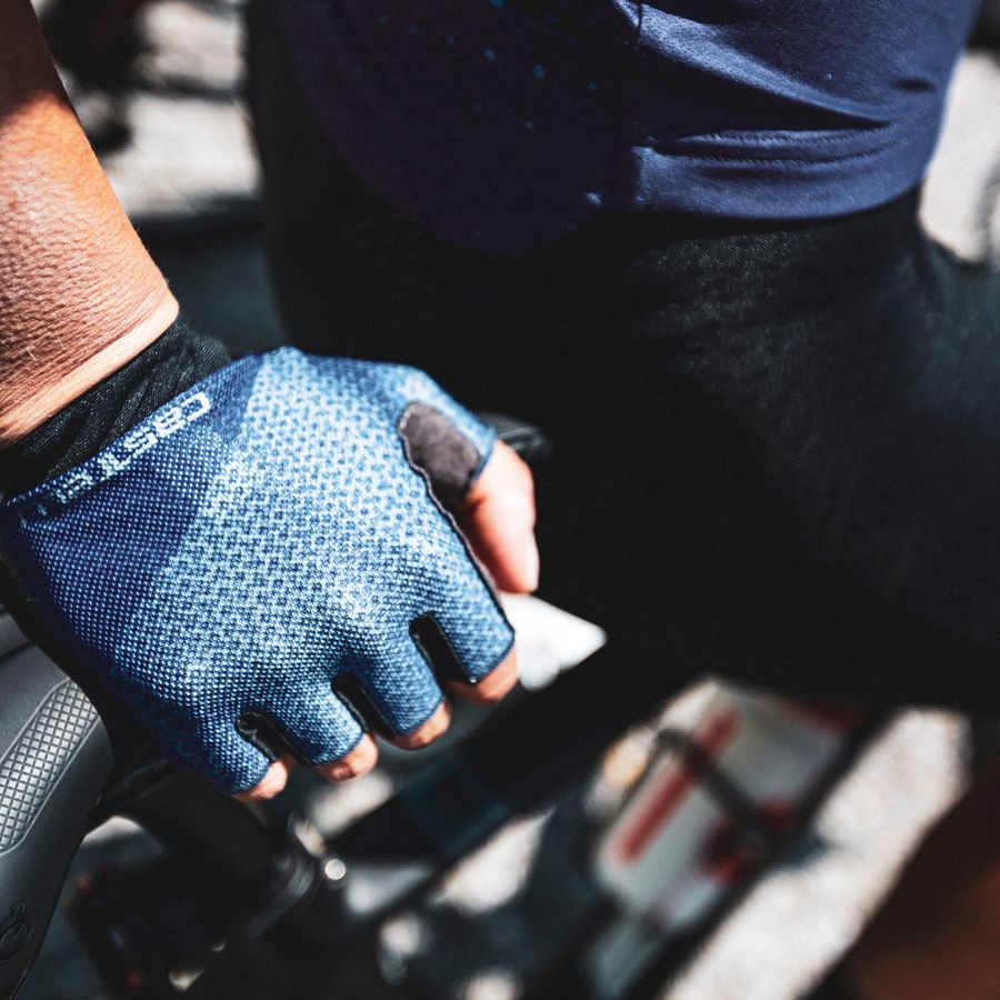 Impressie afbeelding 1 van ROUBAIX GEL 2 GLOVE Impressie afbeelding 1 van ROUBAIX GEL 2 GLOVE