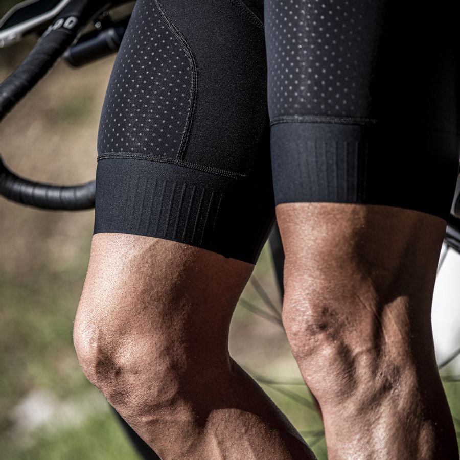 Impressie afbeelding 2 van SANREMO 4.1 SPEED SUIT Impressie afbeelding 2 van SANREMO 4.1 SPEED SUIT