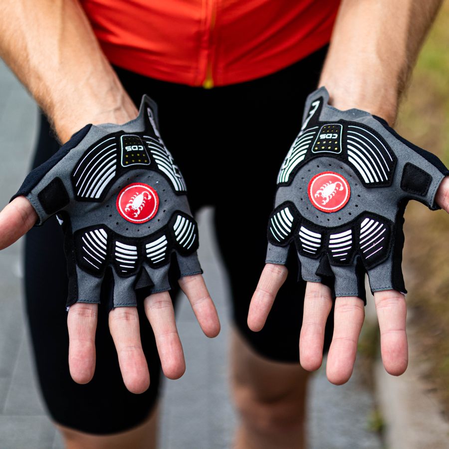 Impressie afbeelding 2 van ROSSO CORSA PRO V GLOVE Impressie afbeelding 2 van ROSSO CORSA PRO V GLOVE