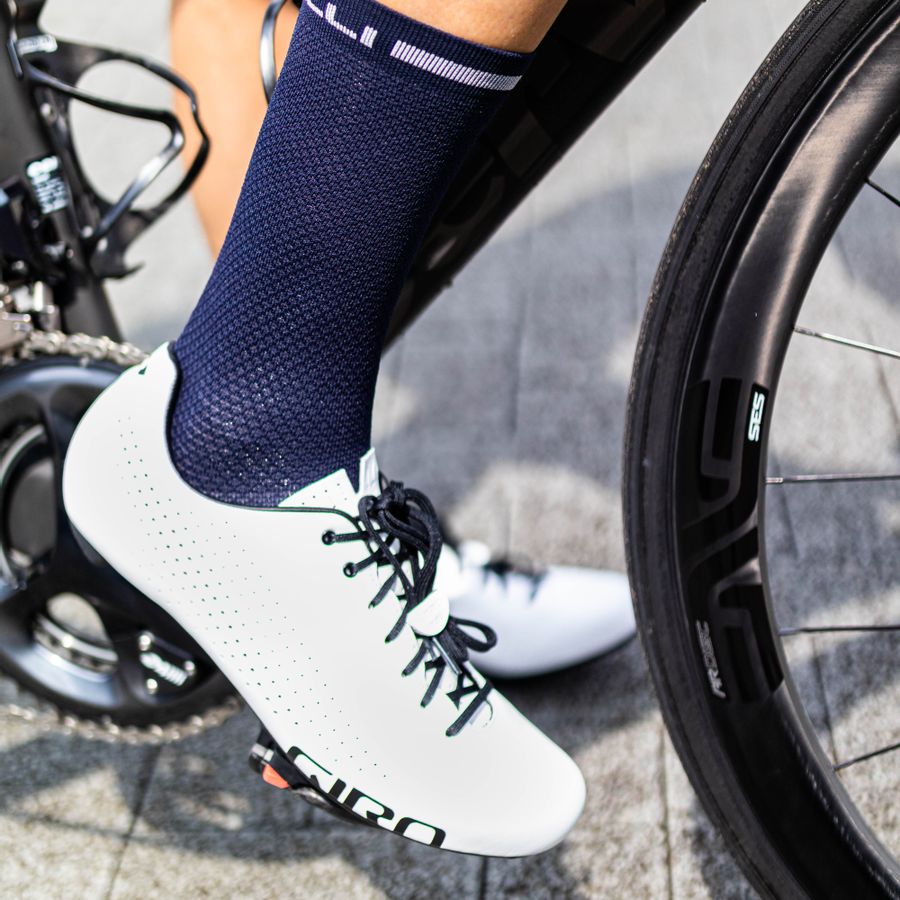 Impressie afbeelding 1 van SUPERLEGGERA T 18 SOCK Impressie afbeelding 1 van SUPERLEGGERA T 18 SOCK