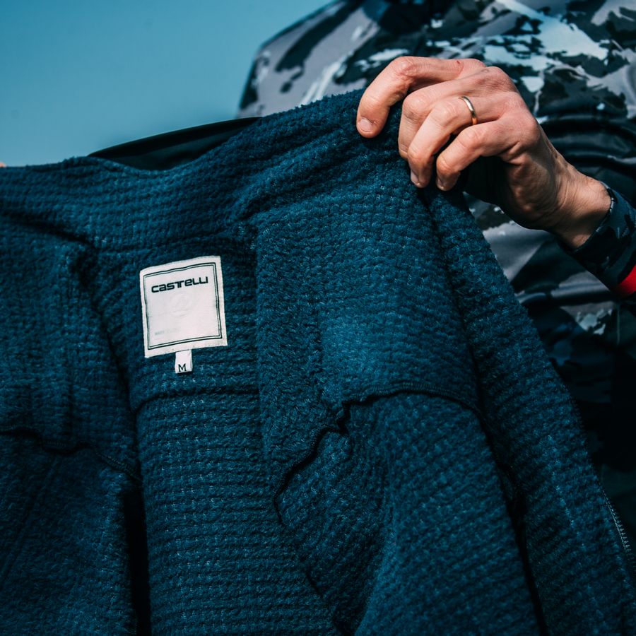 Impressie afbeelding 3 van UNLIMITED PUFFY JACKET Impressie afbeelding 3 van UNLIMITED PUFFY JACKET