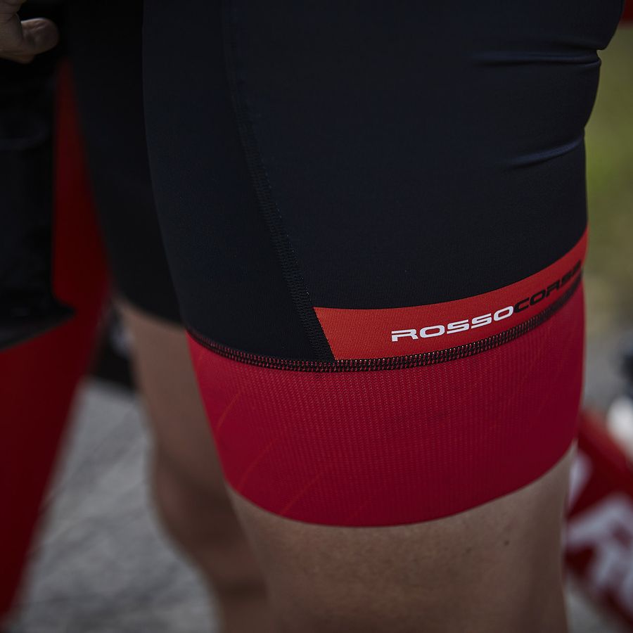 Impressie afbeelding 1 van FREE TRI SHORT Impressie afbeelding 1 van FREE TRI SHORT