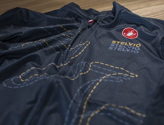 Impressie afbeelding 2 van STELVIO JERSEY Impressie afbeelding 2 van STELVIO JERSEY